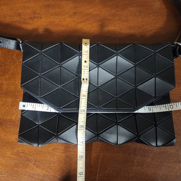 Black Inzi Purse - Picture 3 of 10